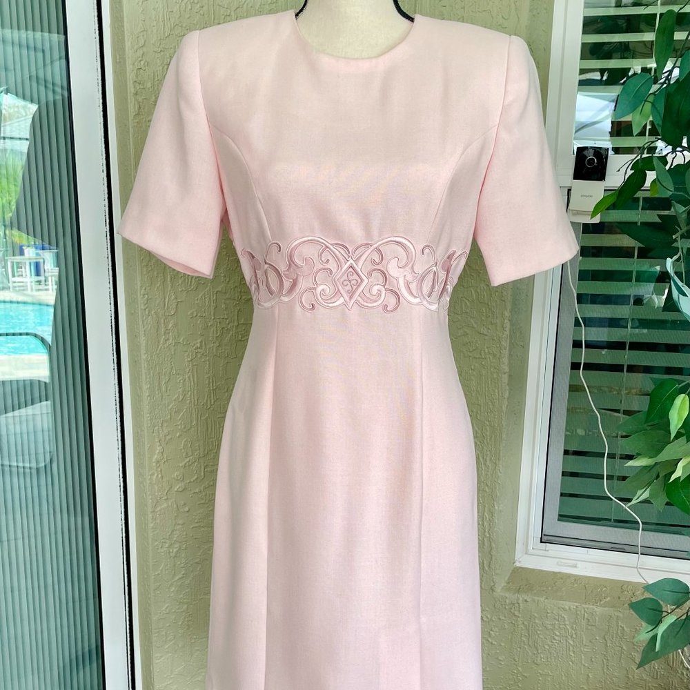 Kasper Pale Pink Embroidered Waist Sheath Dress
